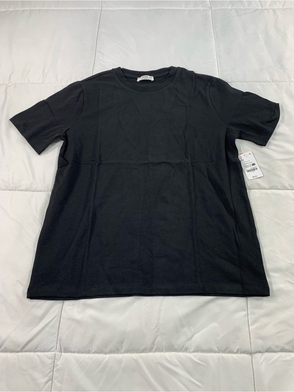 New ardene T-shirt size 13-14Y